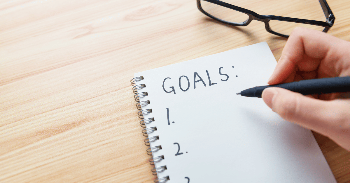 ゴールをノートに記入している