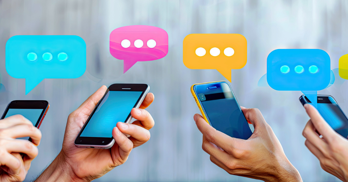 スマホから吹き出しが出ている